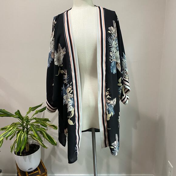 Misia Other - MISIA Black Floral Kimono Beach Coverup Size Large